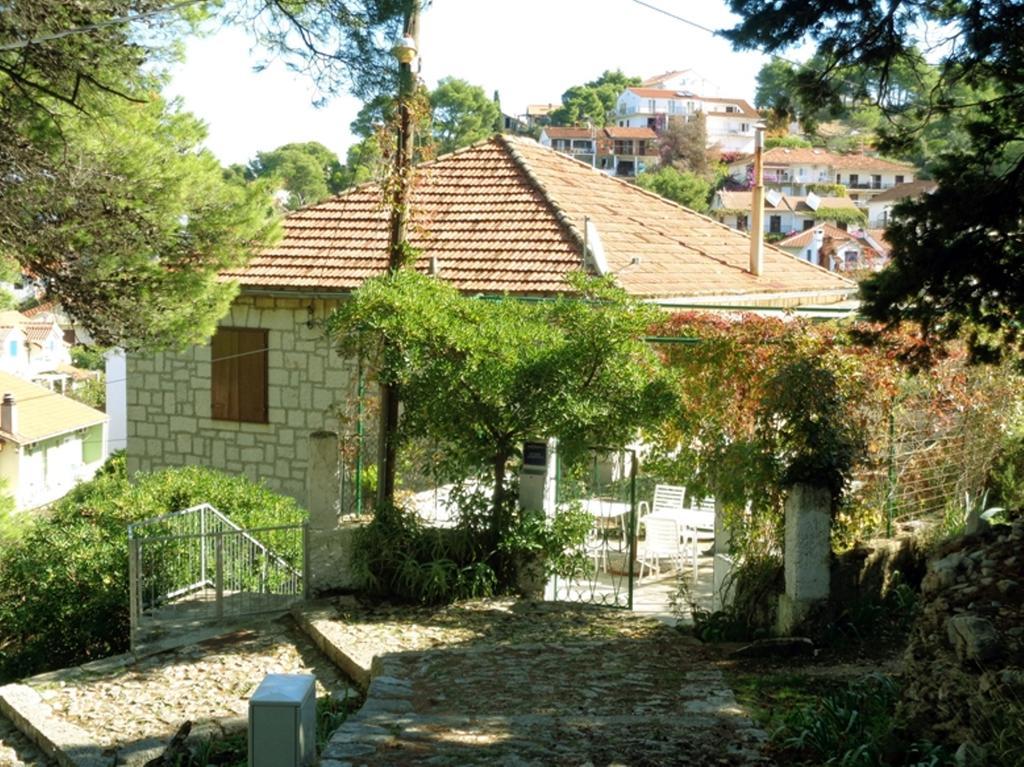 Apartments Skrivaneli Jelsa  Dış mekan fotoğraf