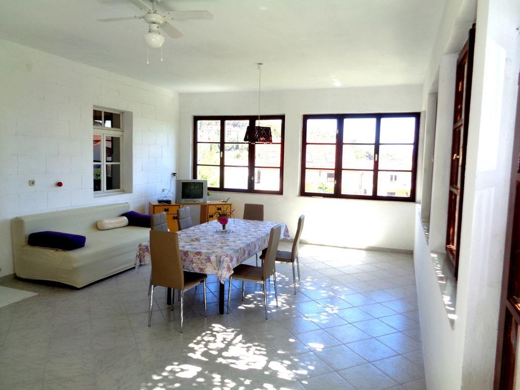 Apartments Skrivaneli Jelsa  Dış mekan fotoğraf