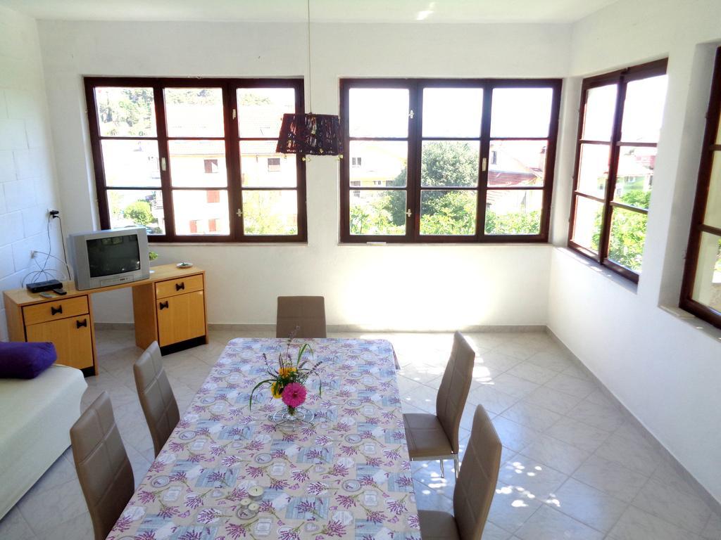 Apartments Skrivaneli Jelsa  Dış mekan fotoğraf