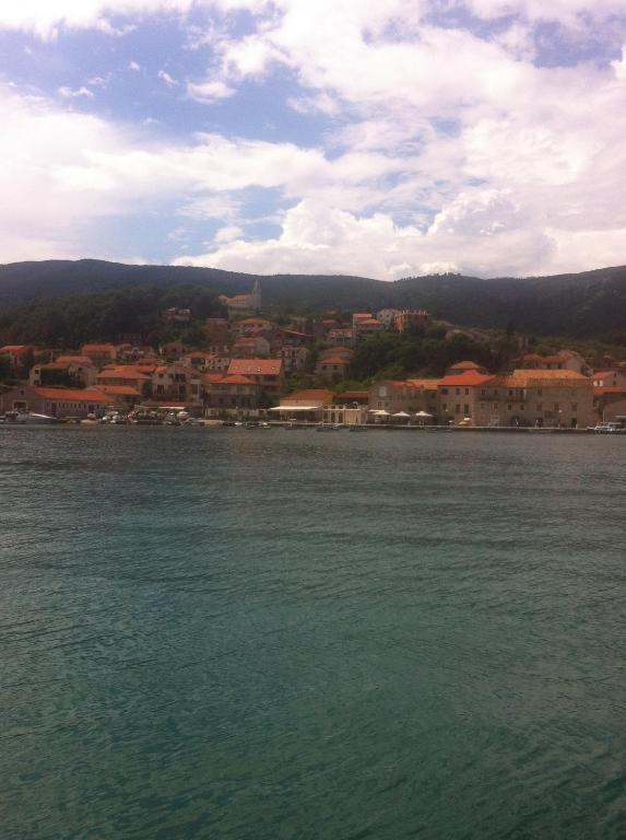 Apartments Skrivaneli Jelsa  Dış mekan fotoğraf