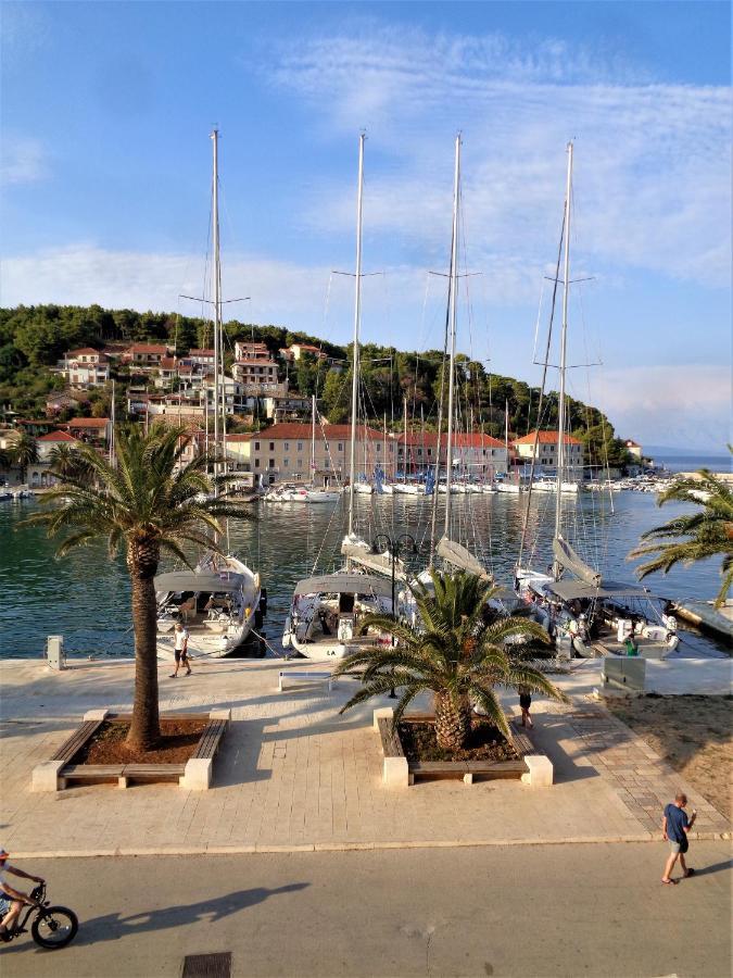 Apartments Skrivaneli Jelsa  Dış mekan fotoğraf